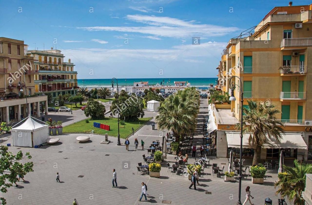Вилла Domus Lido Лидо-ди-Остия Экстерьер фото